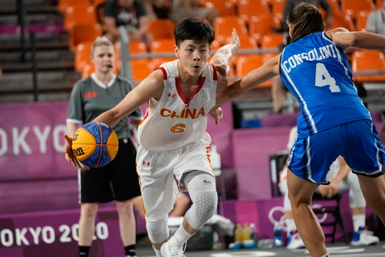 凯恩连续3场欧冠0球0助攻，为职业生涯并列最长场次（凯恩欧冠三连场0球0助 追平生涯最长纪录）