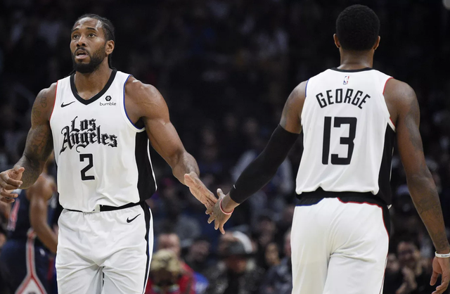 皇马0-2负塞尔塔！五大名帅候选浮出水面，齐达内领衔谁将接替阿隆索？（塞尔塔2-0掀翻皇马！帅位五大候选浮现，齐达内领跑谁来接班阿隆索？）